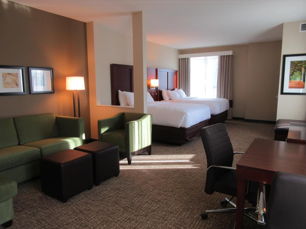 Comfort Suites سامرفيل المظهر الخارجي الصورة