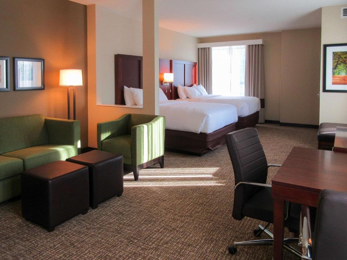 Comfort Suites سامرفيل المظهر الخارجي الصورة