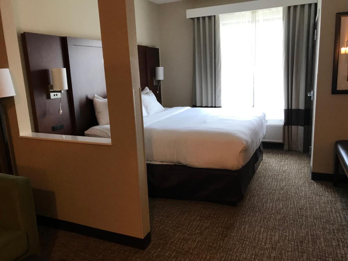 Comfort Suites سامرفيل المظهر الخارجي الصورة